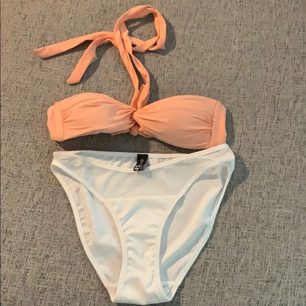 Swimming suit